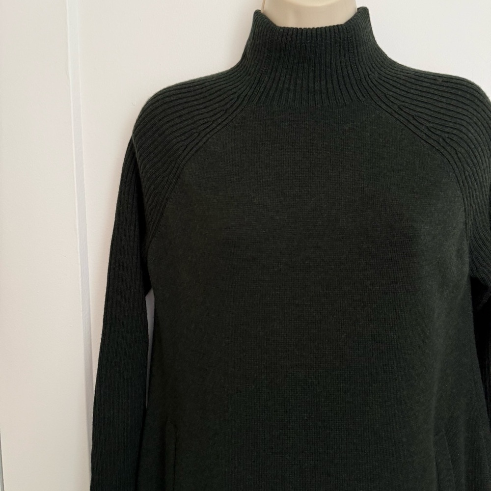 Ann Mashburn - Hadley Milano-Stitch Dress - Bottle Green Extra Fine Merino Wool - Picture 5 of 15